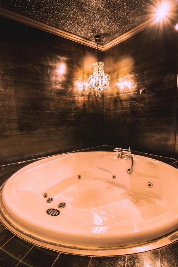 Ruby Rooms Kifisia - Adults Only Афины Экстерьер фото