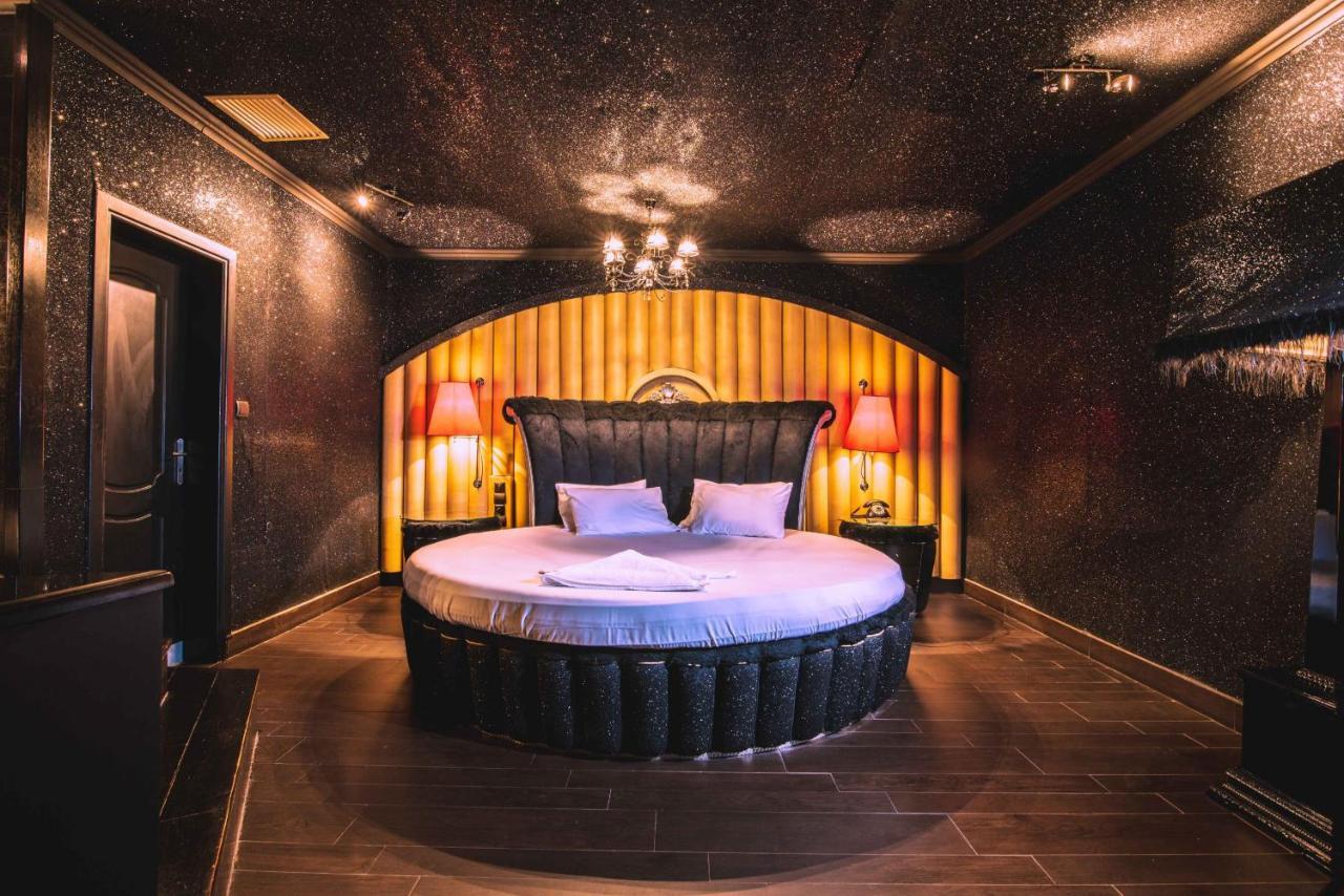 Ruby Rooms Kifisia - Adults Only Афины Экстерьер фото